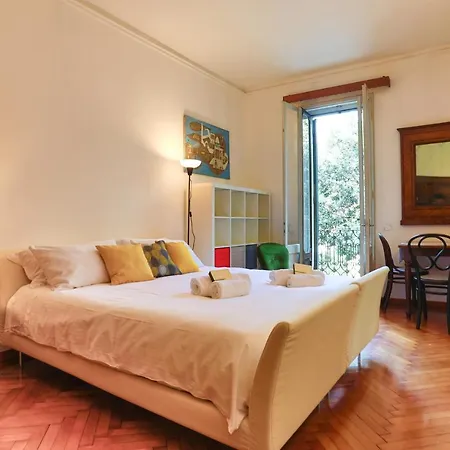 Corso Porta Nuova Romantic *